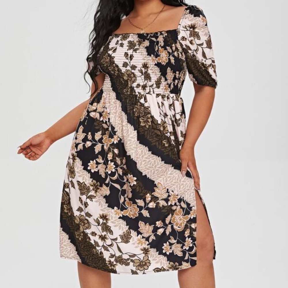 SHEIN Plus Floral Print Split Thigh Shirred Dress